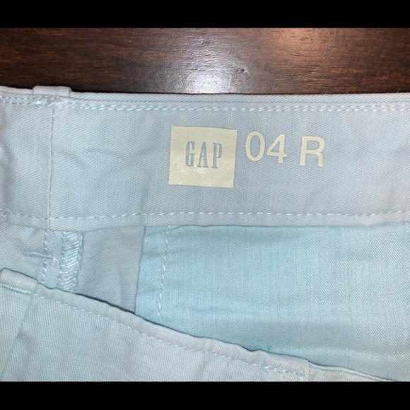 Gap women’s, soft blue, cotton shorts - Picture 2 of 2